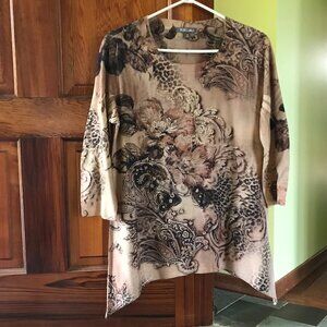 Roz & Ali Floral Print Shark Bite Beaded Tunic Top